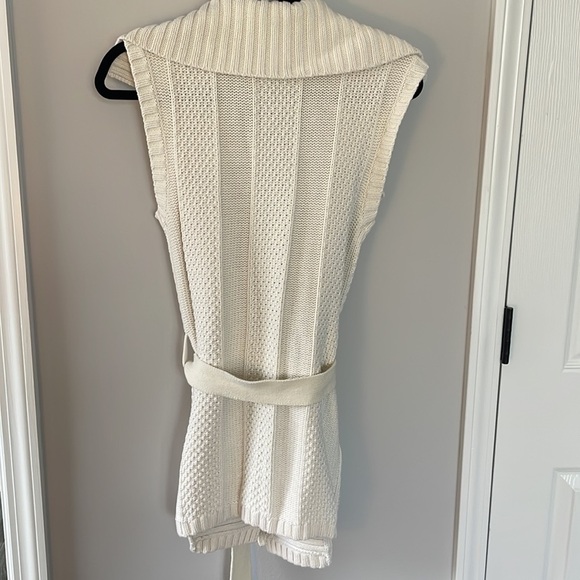 Ann Taylor Sweater Size Small - Picture 6 of 8